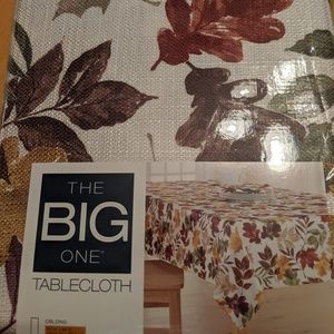 Fall leaves fabric tablecloth